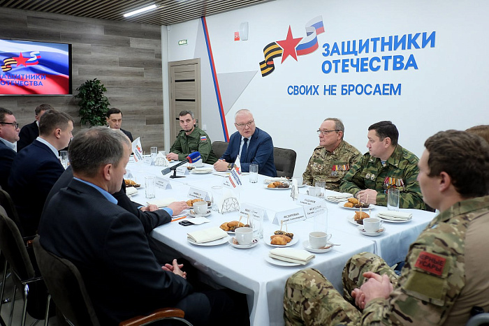 В Приволжском федеральном округе прошли мероприятия, приуроченные Дню Героев Отечества.