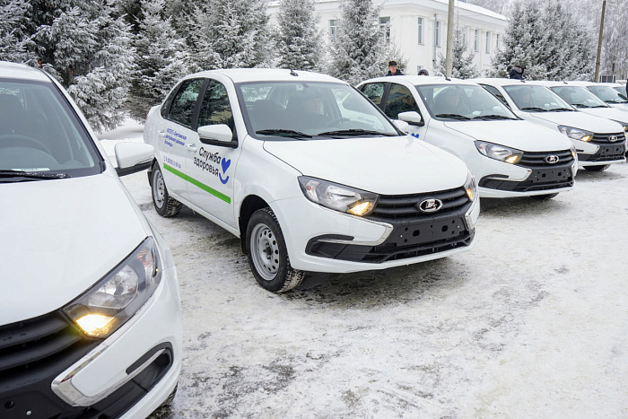 Автопарк районной больницы пополнился новой техникой.