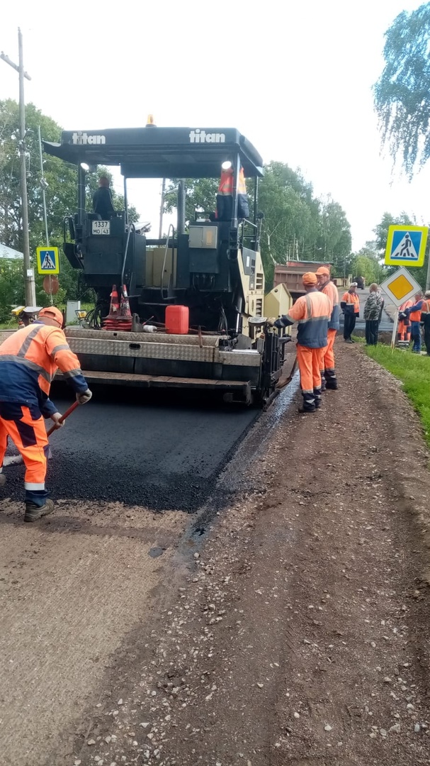 За ремонт дорог в рамках «дорожного миллиарда» проголосовали почти 16 000 жителей районов Кировской области.