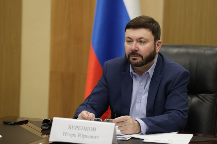 Игорь Буренков рассмотрел обращение жительницы Оричевского района.