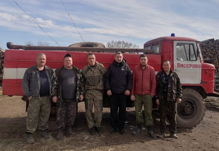 С праздником, огнеборцы-спасатели!.