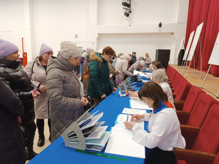 В Афанасьевском муниципальном округе началось голосование на выборах Президента России.