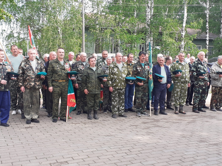 День доблести и отваги: поздравляем «Зелёные береты»!.